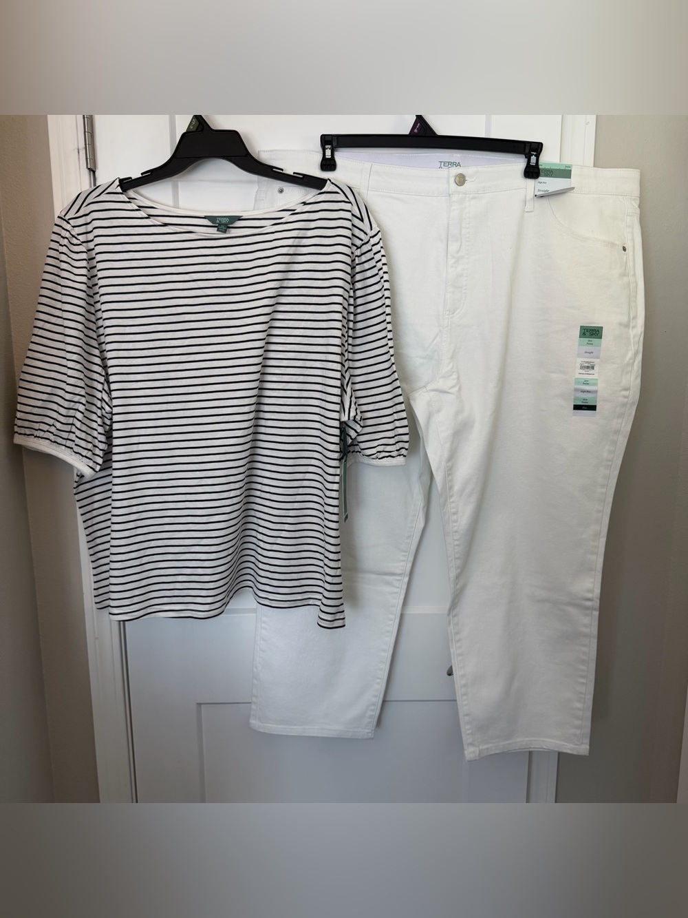 Terra & Sky Women's Black Stripe Boatneck Top - White/Black and Jeans set - NWT